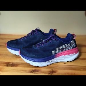 Like New Hoka Bondi 5 (8.5) Asking:$68